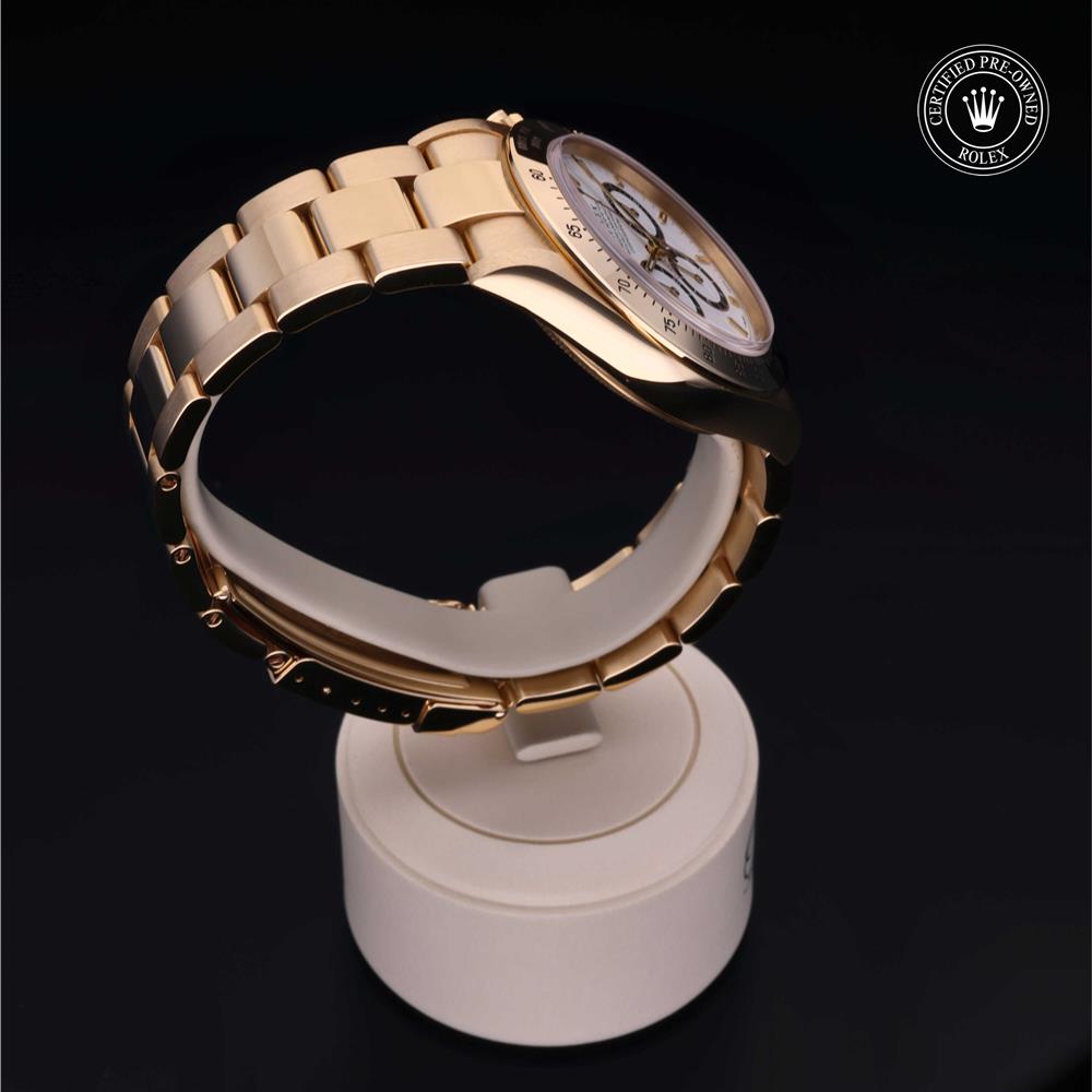 Rolex Cosmograph Daytona 40 mm 16528 26