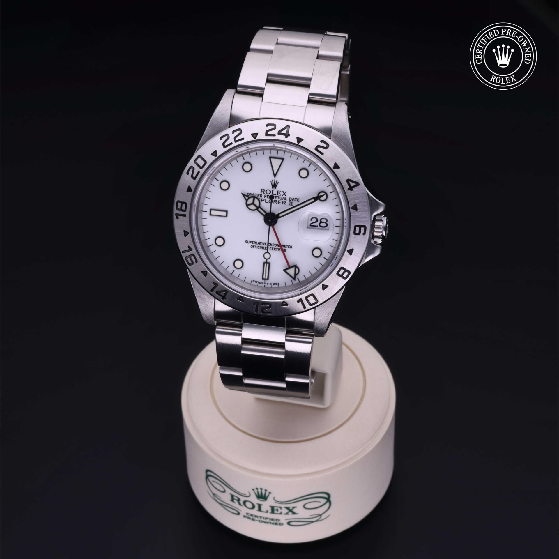 Rolex Explorer II 40 mm 16570 3