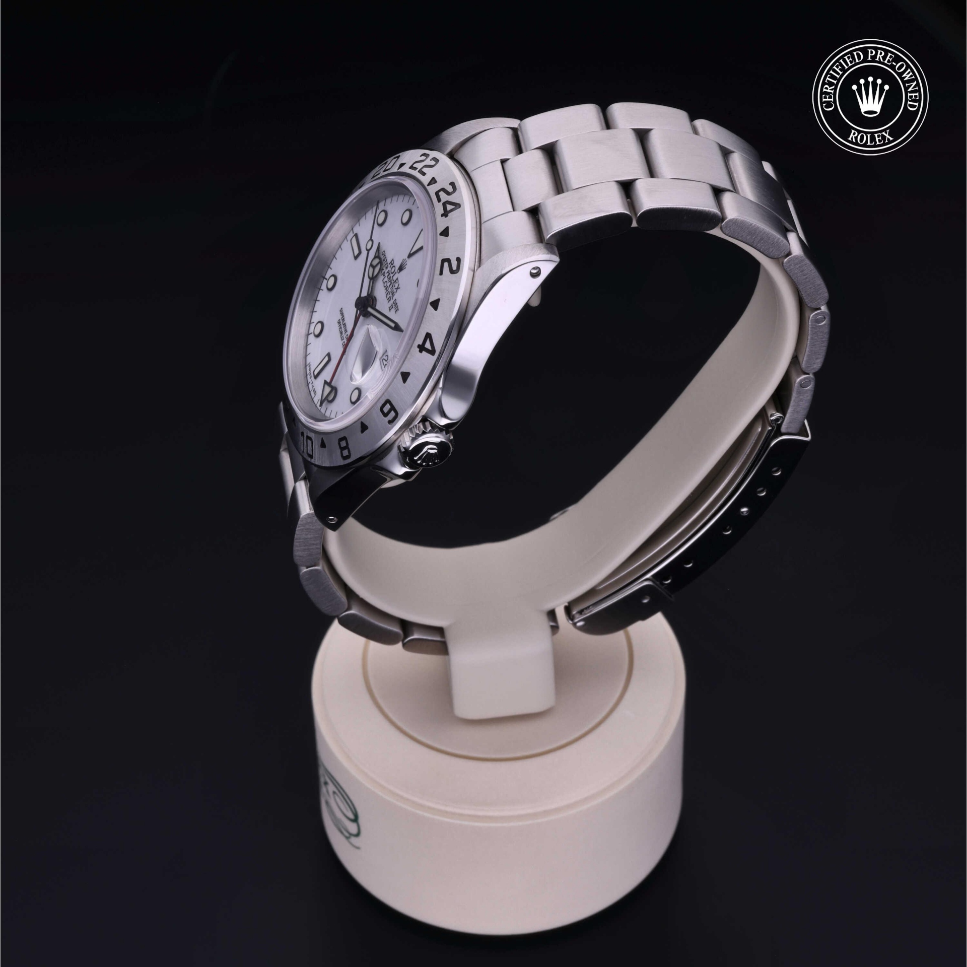 Rolex Explorer II 40 mm 16570 11