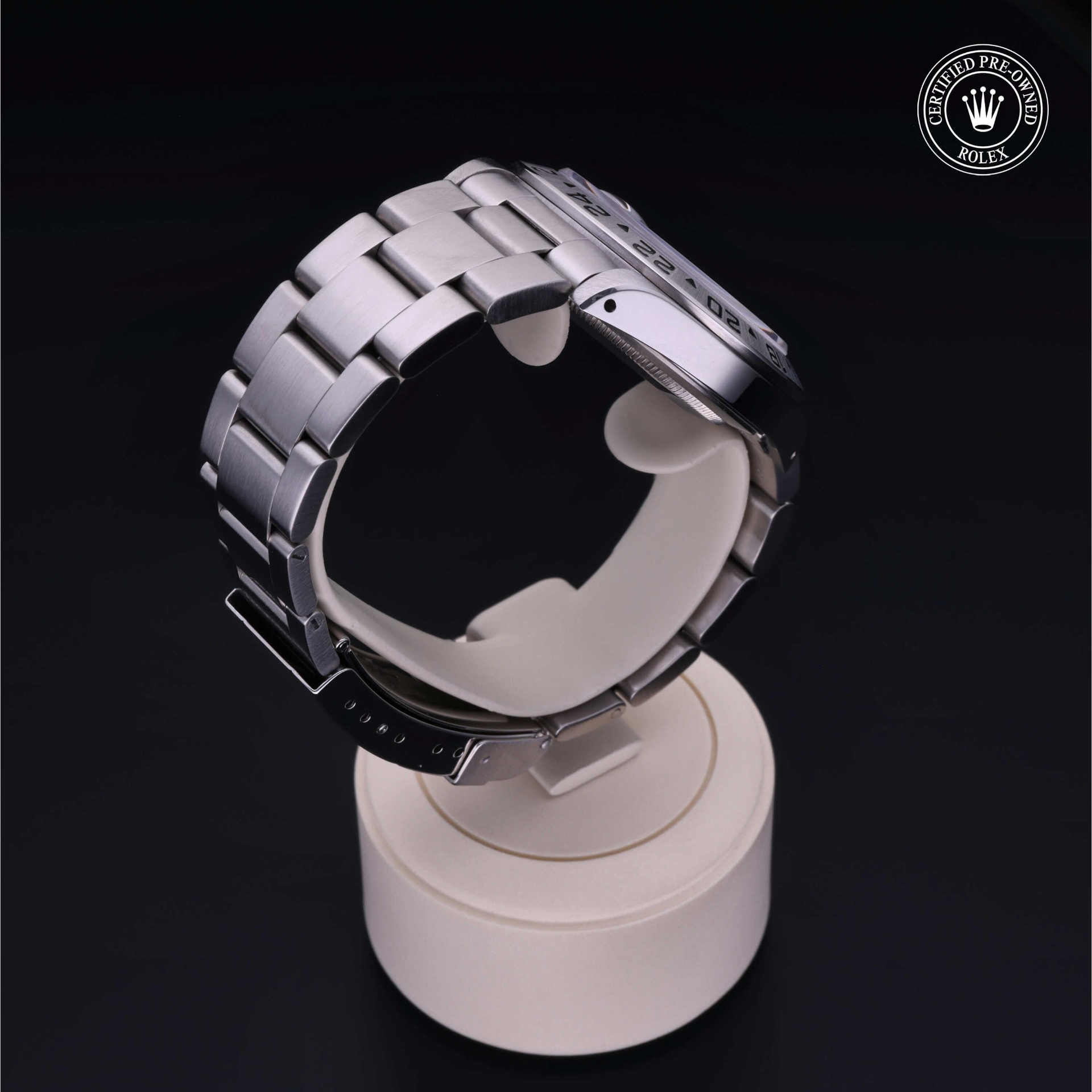 Rolex Explorer II 40 mm 16570 27