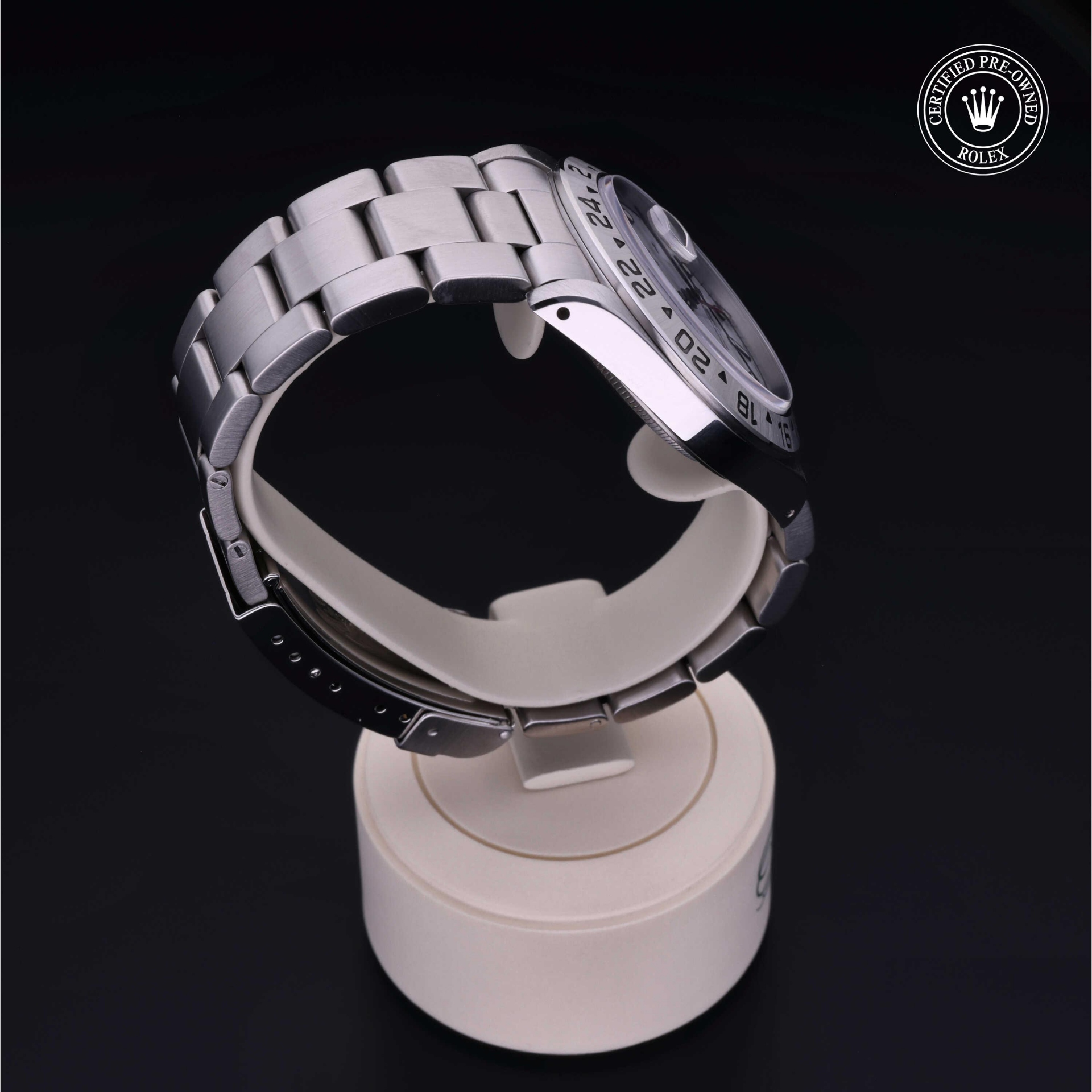 Rolex Explorer II 40 mm 16570 30
