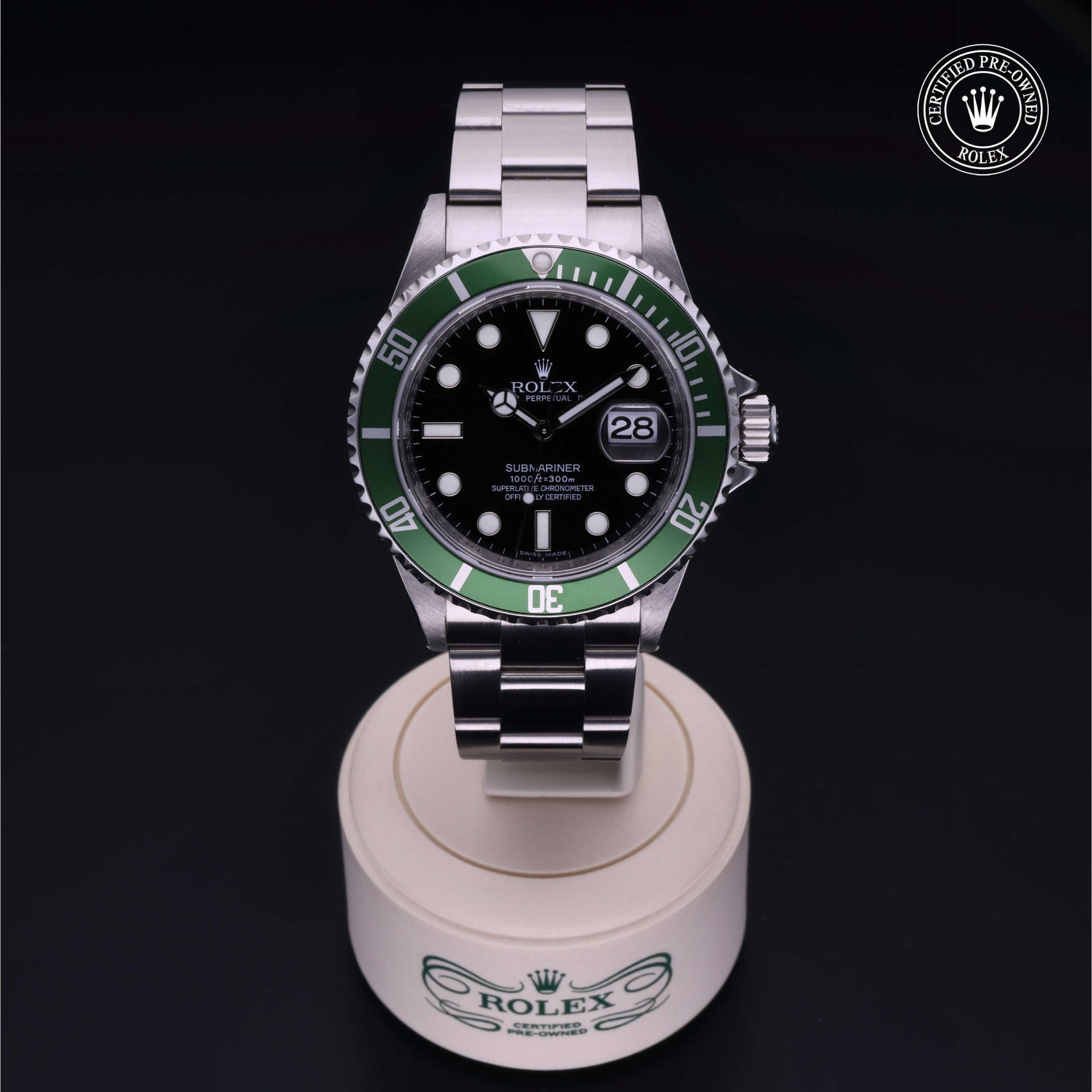Rolex Submariner Date 40 mm 16610LV 1