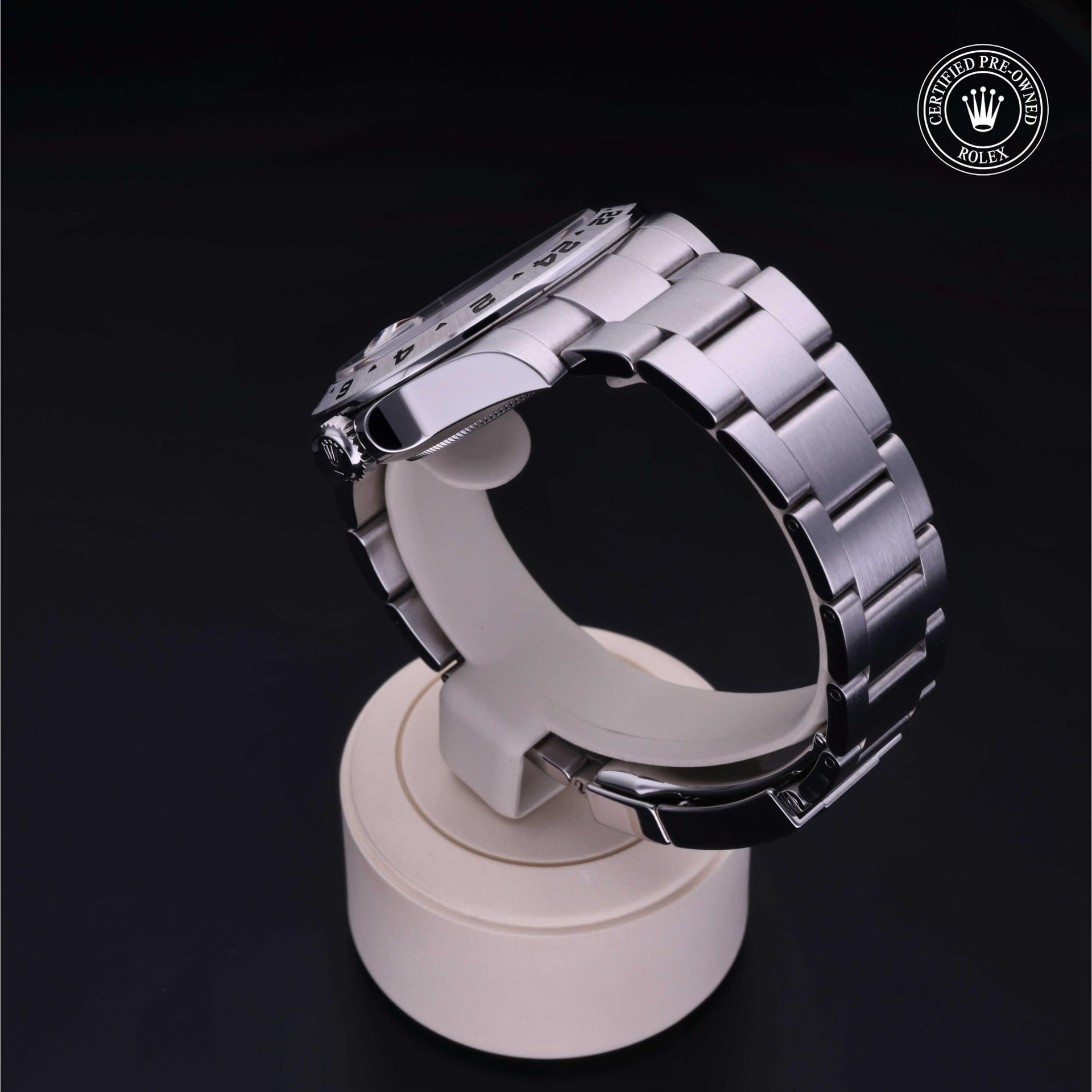 Rolex Explorer II 42 mm 216570 16