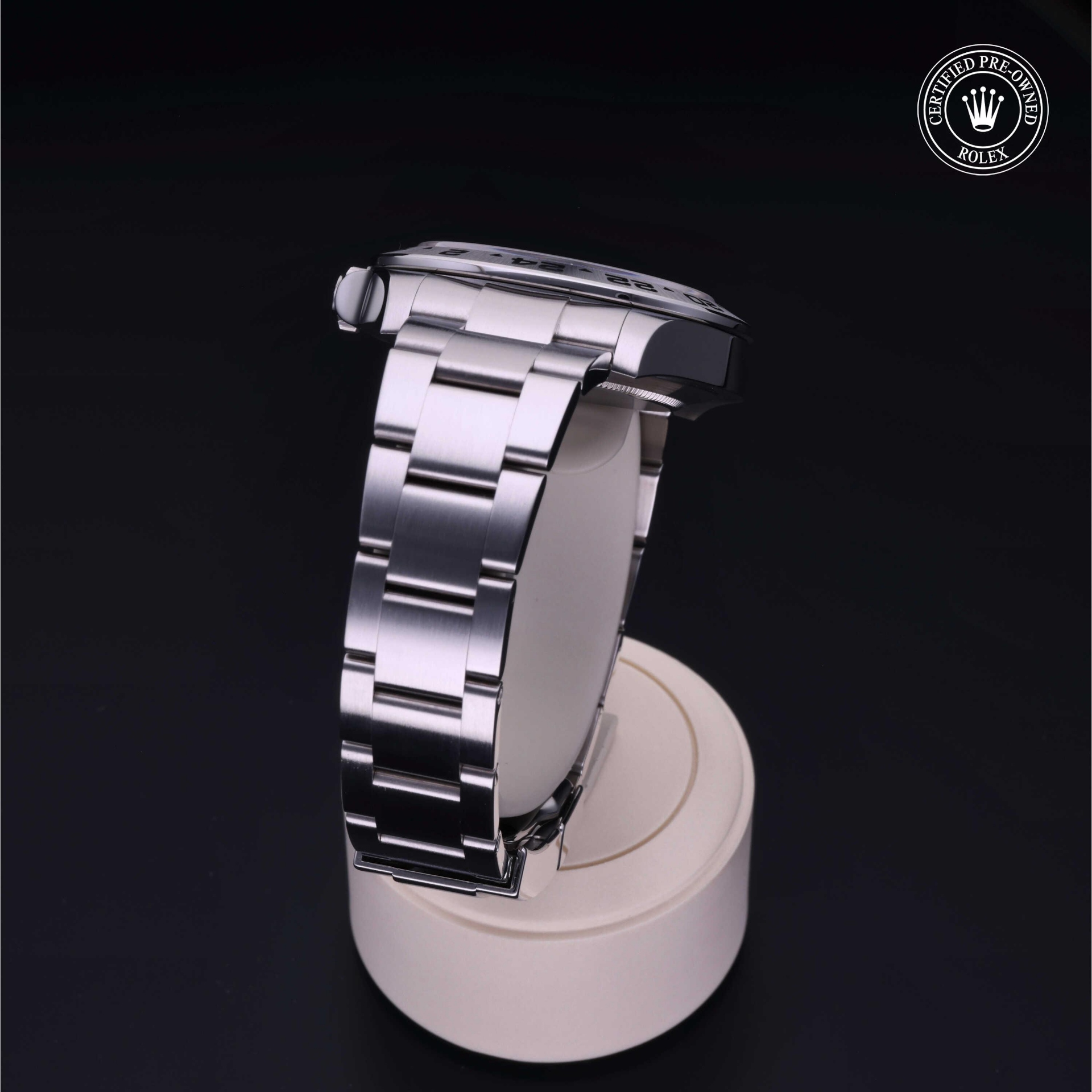 Rolex Explorer II 42 mm 216570 23