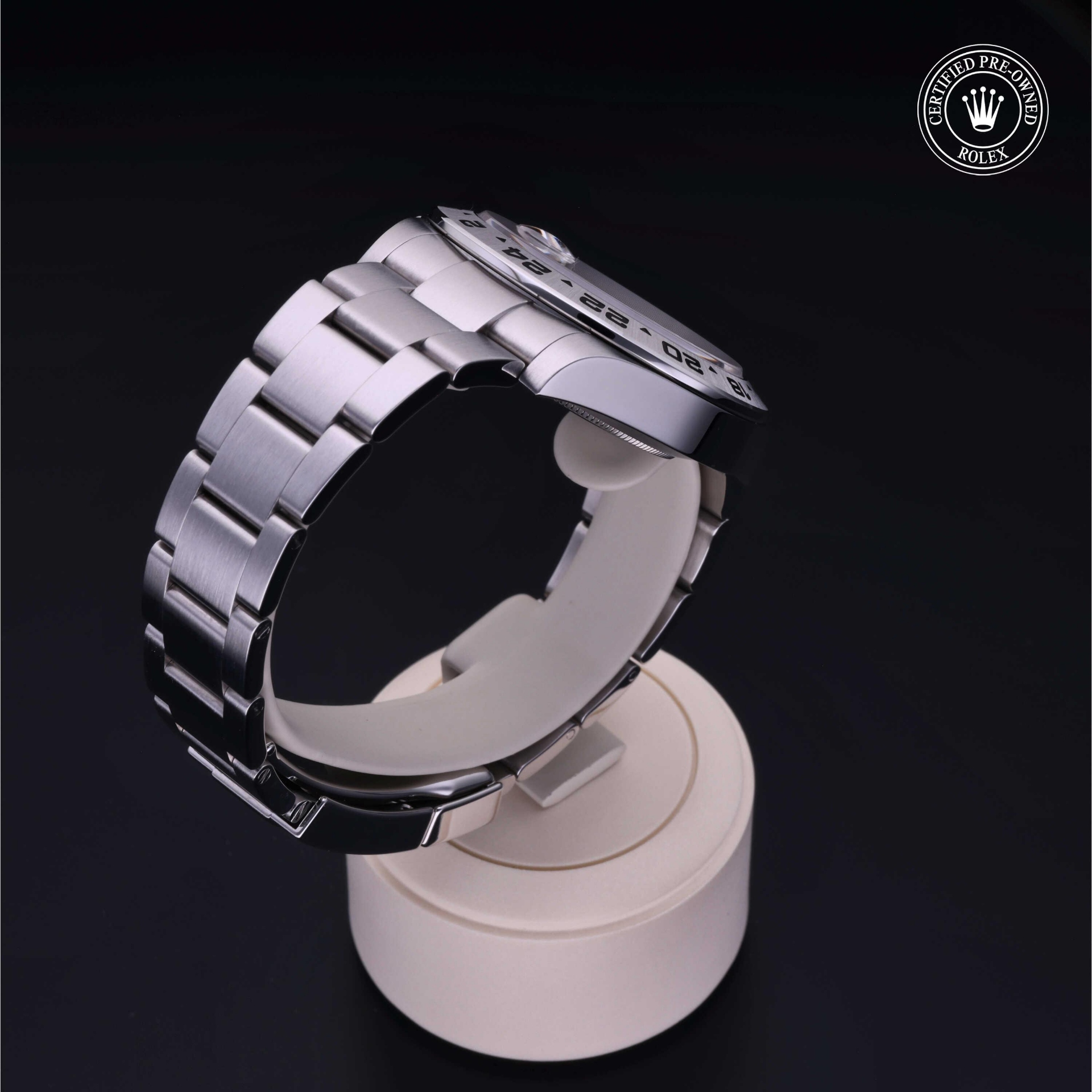 Rolex Explorer II 42 mm 216570 26