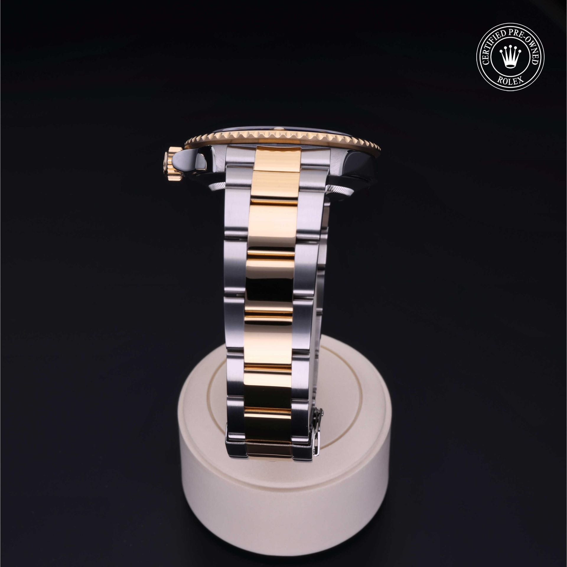 Rolex Submariner Date 40 mm 16613 22