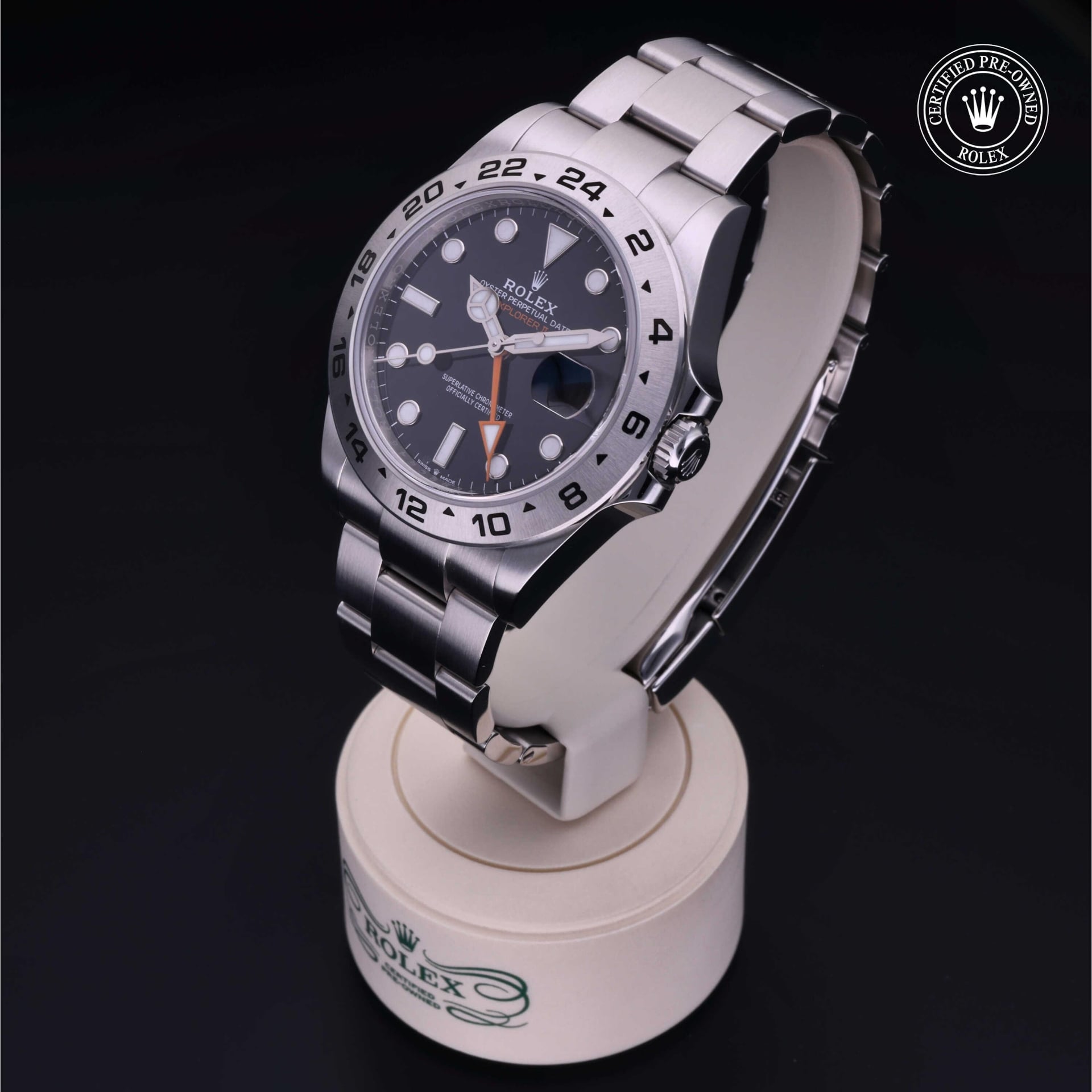 Rolex Explorer II 42 mm 226570 6