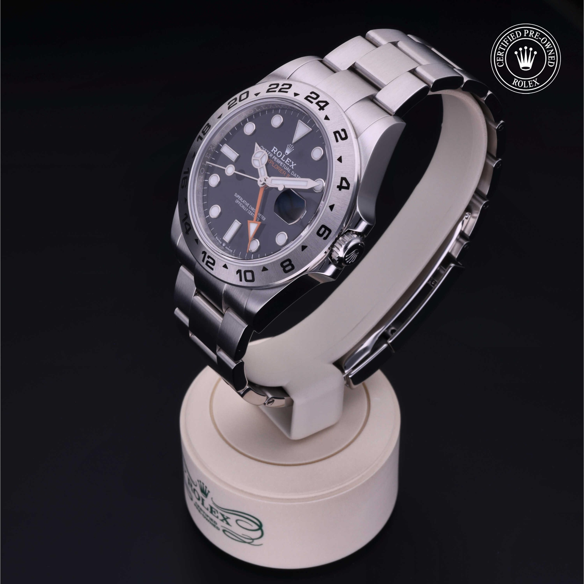 Rolex Explorer II 42 mm 226570 8