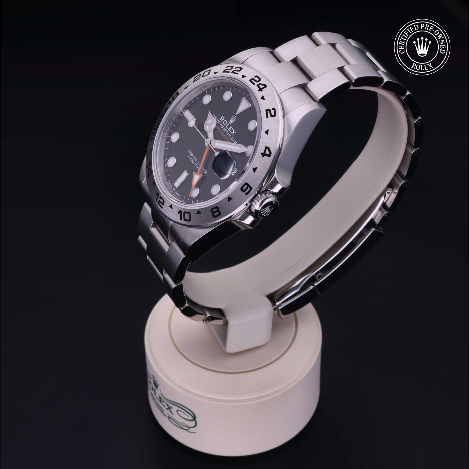 Rolex Explorer II 42 mm 226570 9