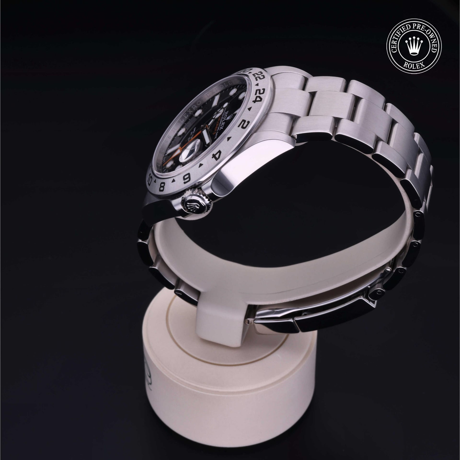 Rolex Explorer II 42 mm 226570 13