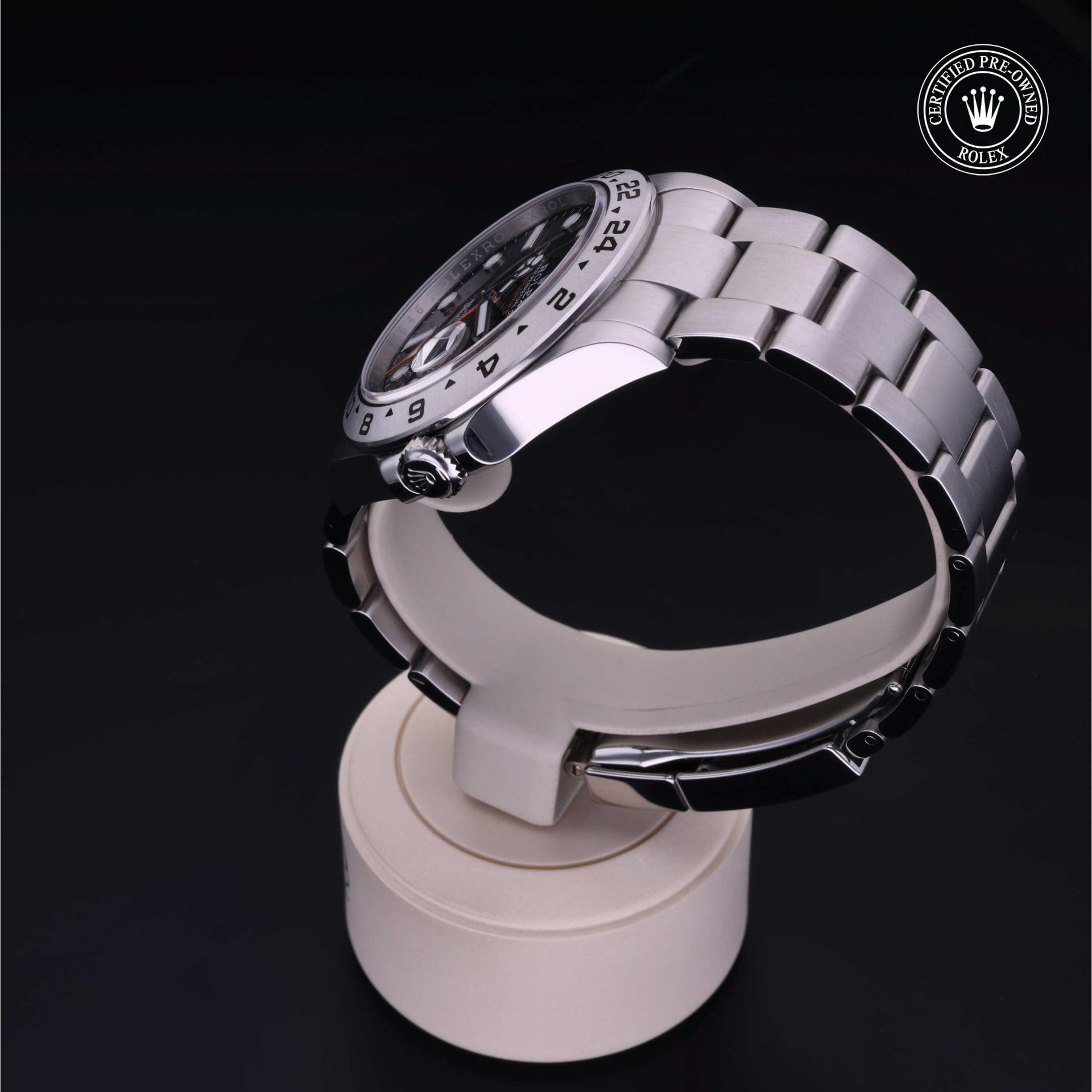 Rolex Explorer II 42 mm 226570 14