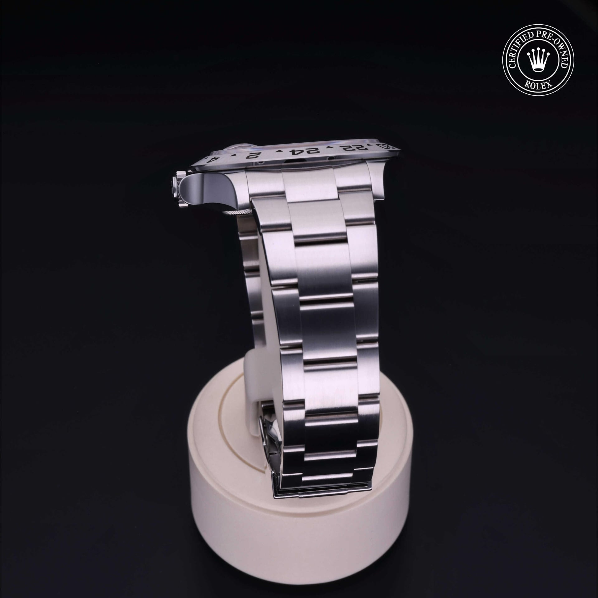 Rolex Explorer II 42 mm 226570 21
