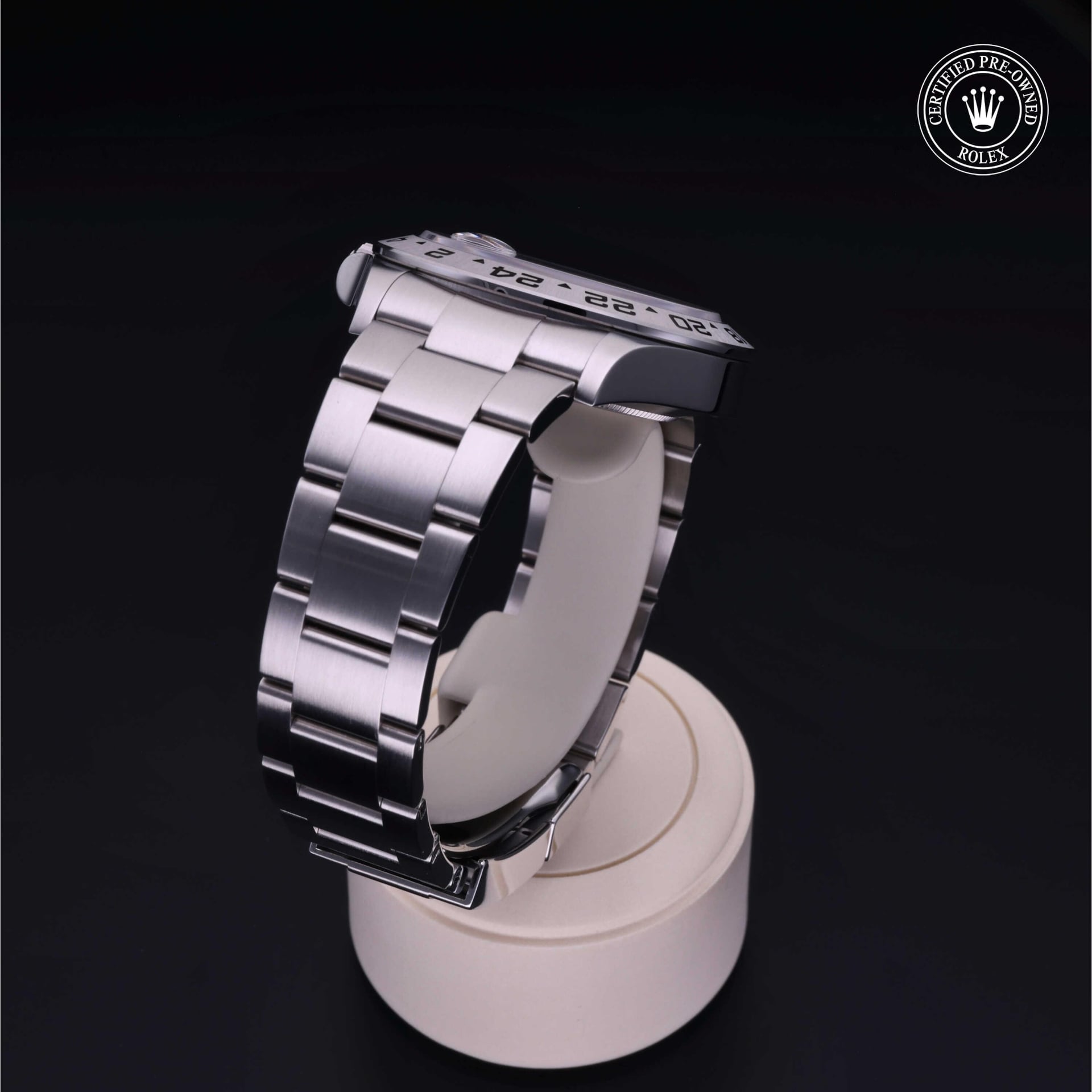 Rolex Explorer II 42 mm 226570 24