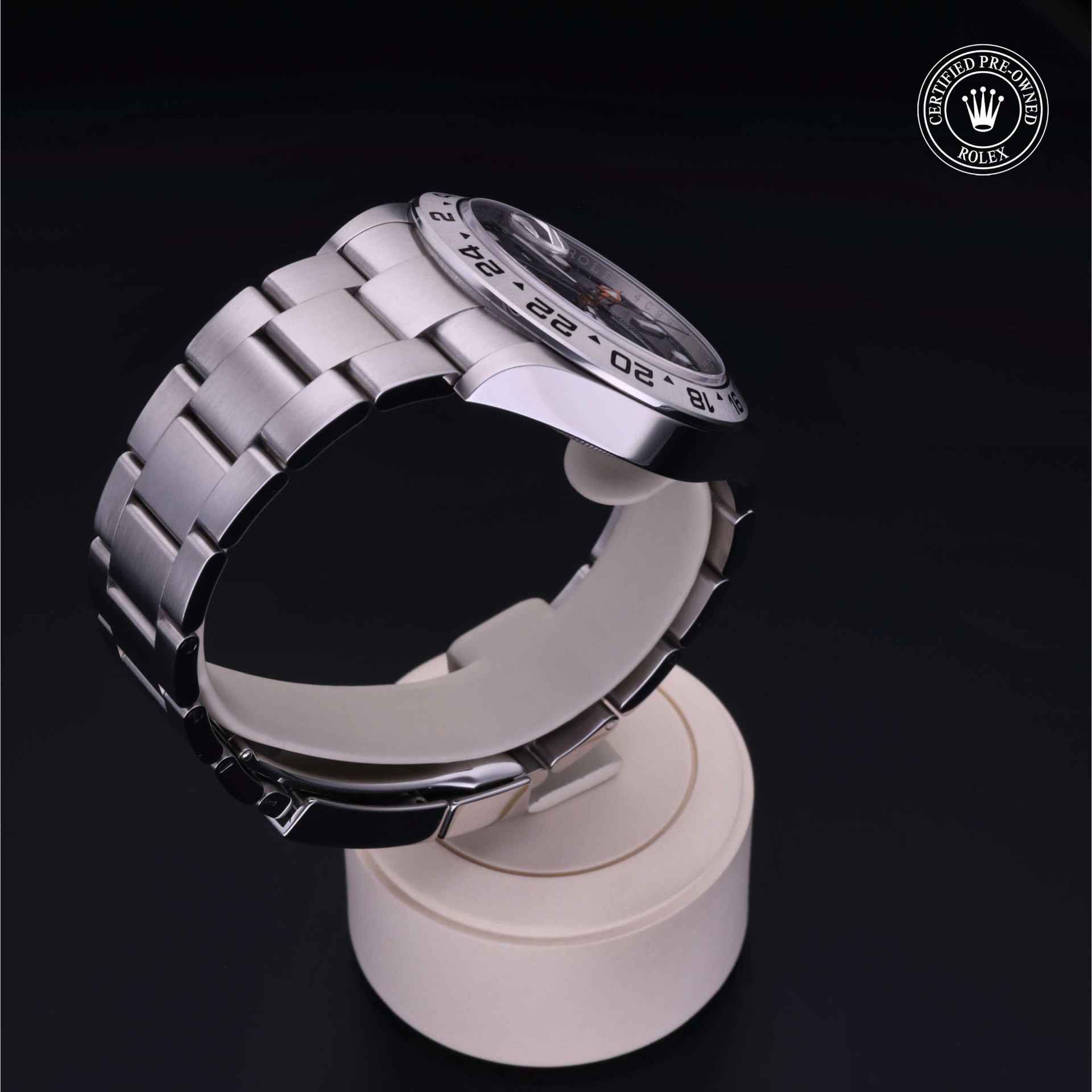 Rolex Explorer II 42 mm 226570 27