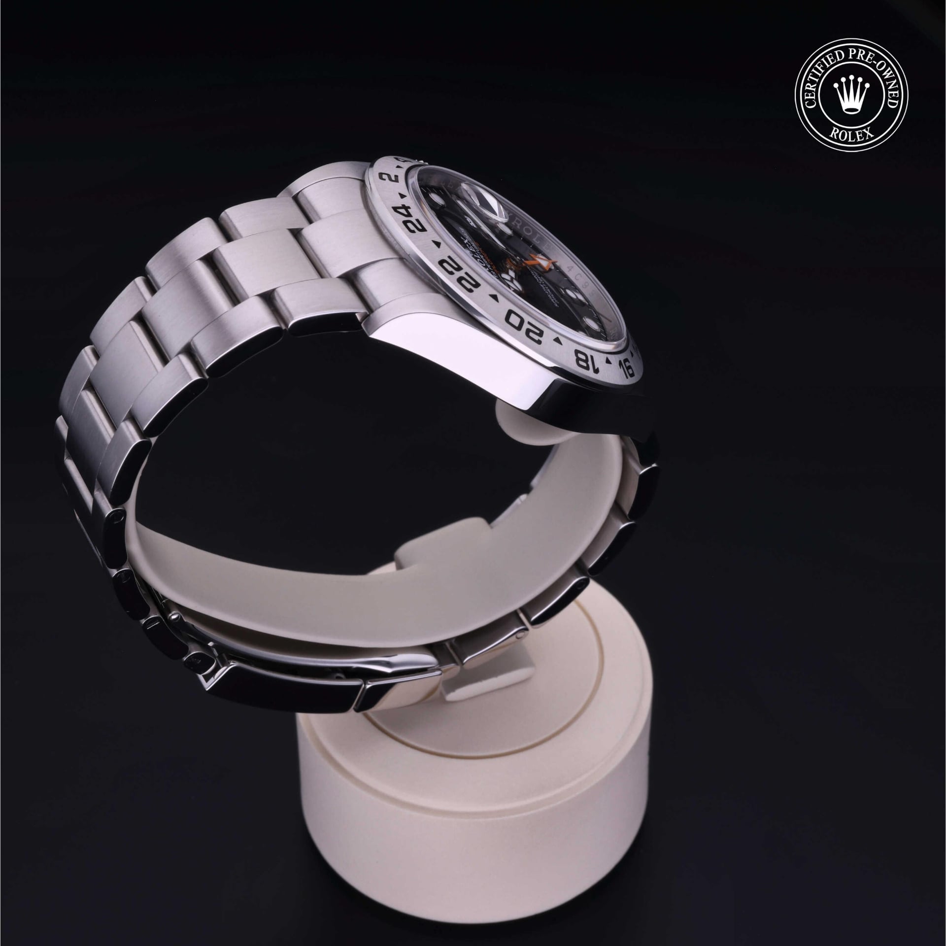 Rolex Explorer II 42 mm 226570 29