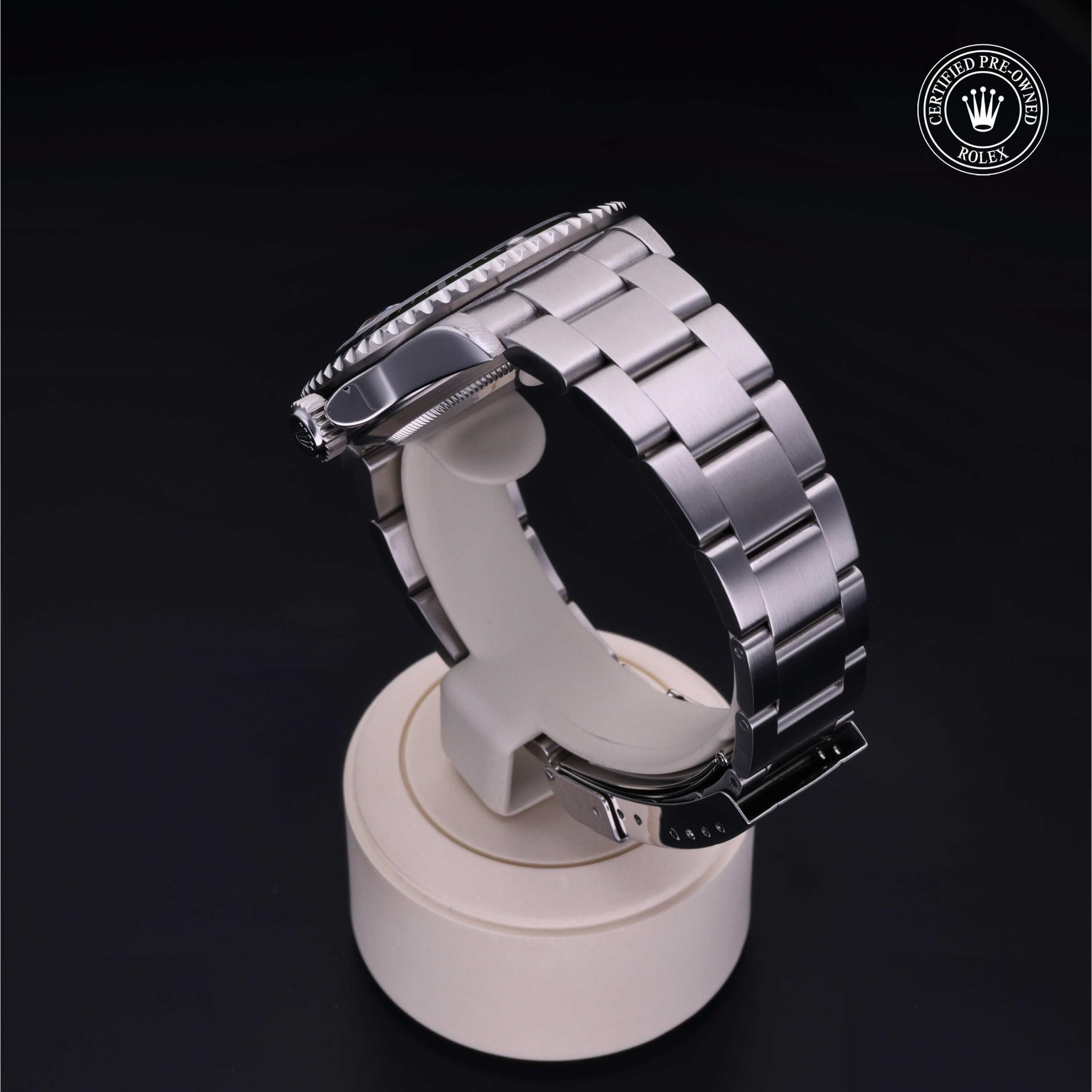 Rolex Submariner Date 40 mm 16610LV 18