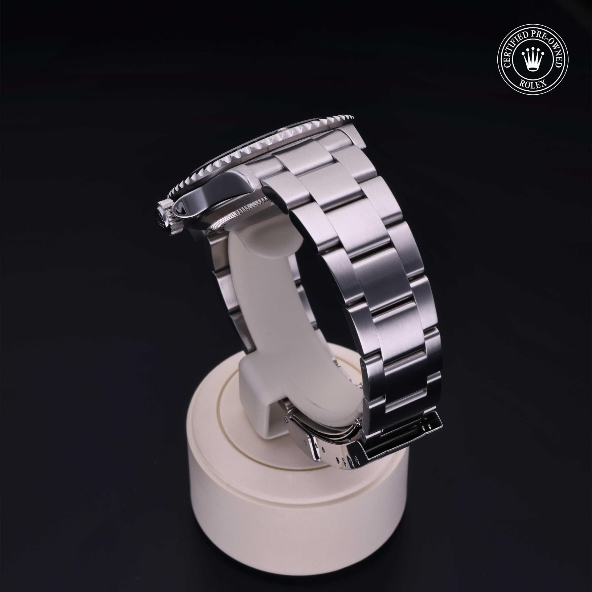 Rolex Submariner Date 40 mm 16610LV 19
