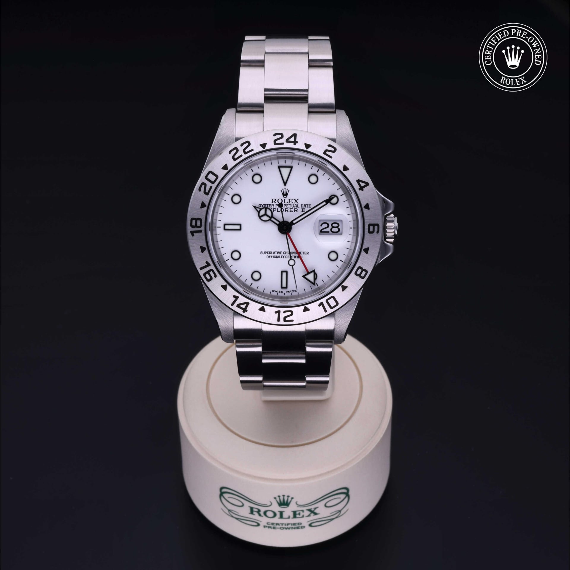 Rolex Explorer II 40 mm 16570 2