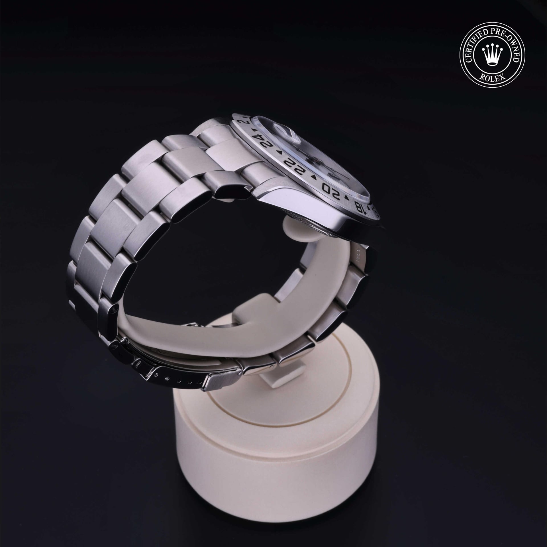 Rolex Explorer II 40 mm 16570 27