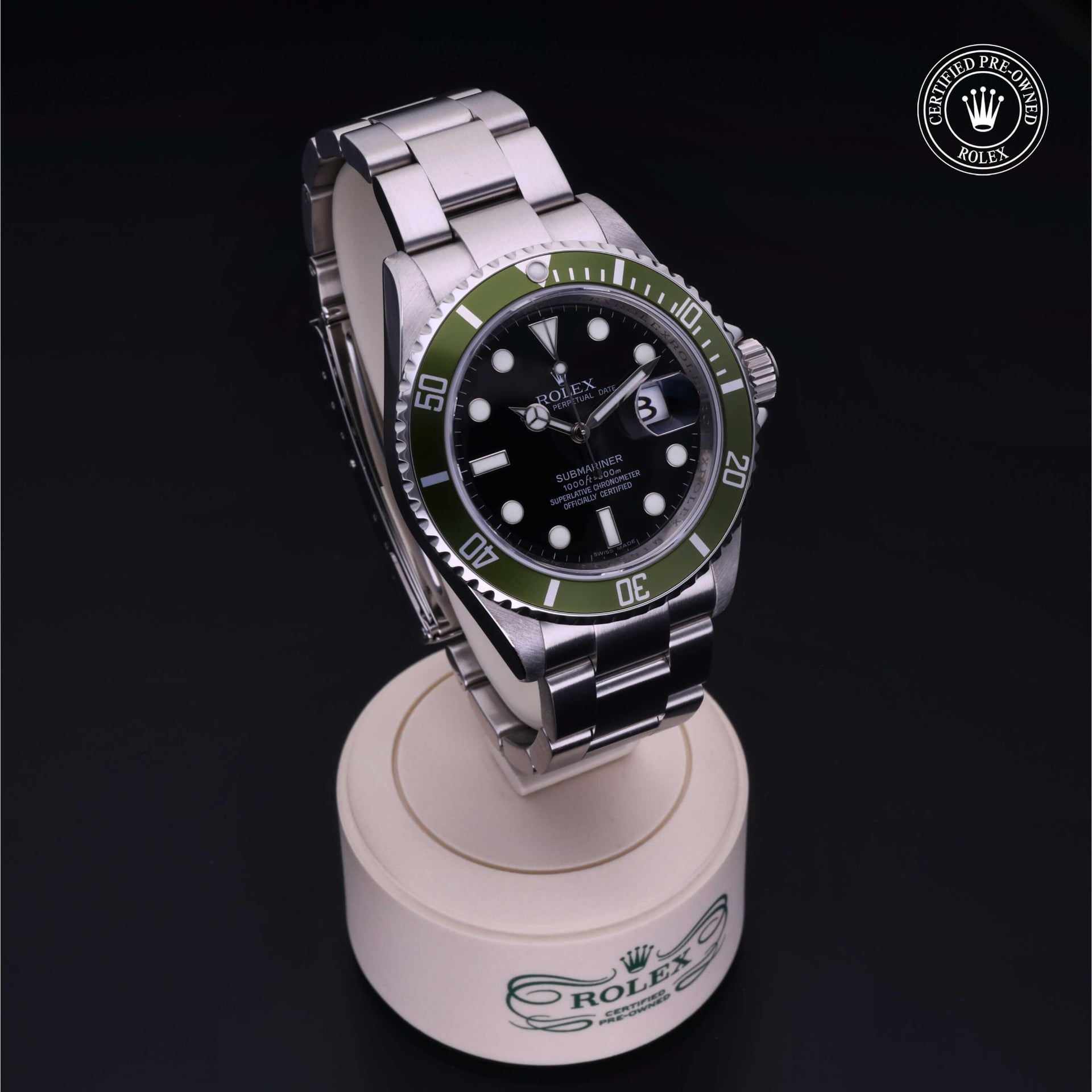 Rolex Submariner Date 40 mm 16610LV 38