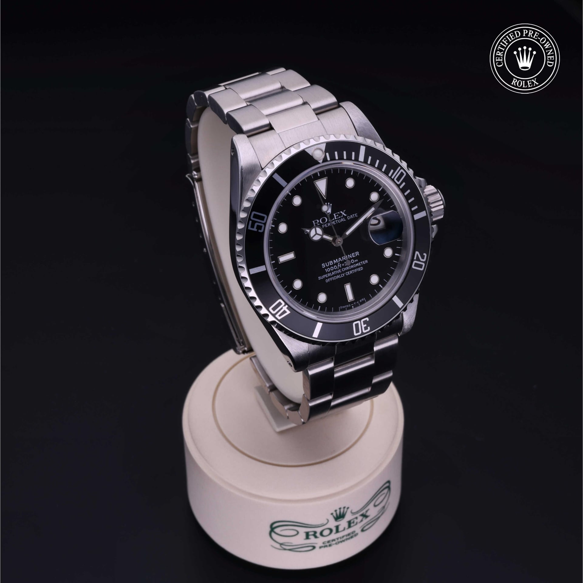 Rolex Submariner Date 40 mm 16800 38