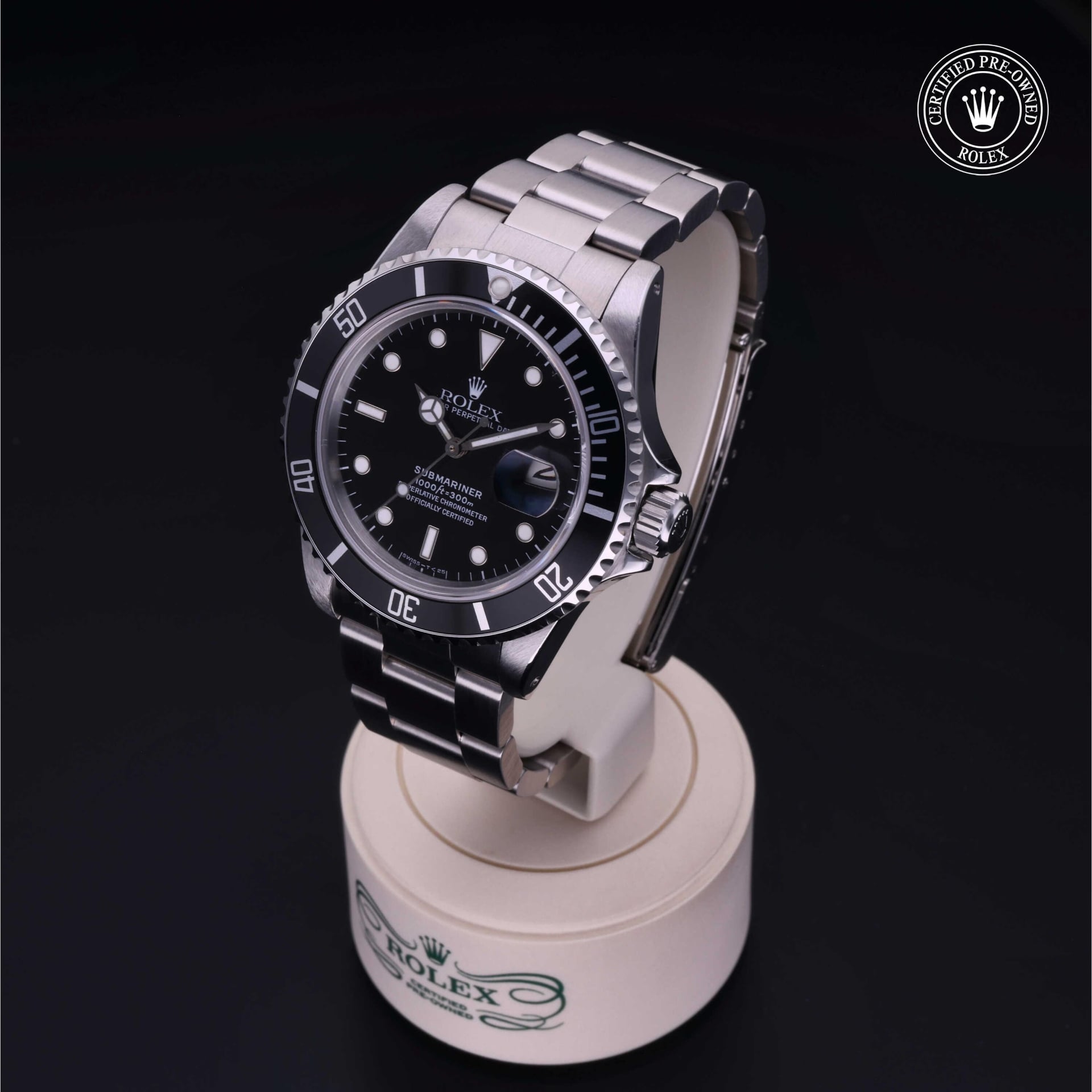 Rolex Submariner Date 40 mm 16800 5