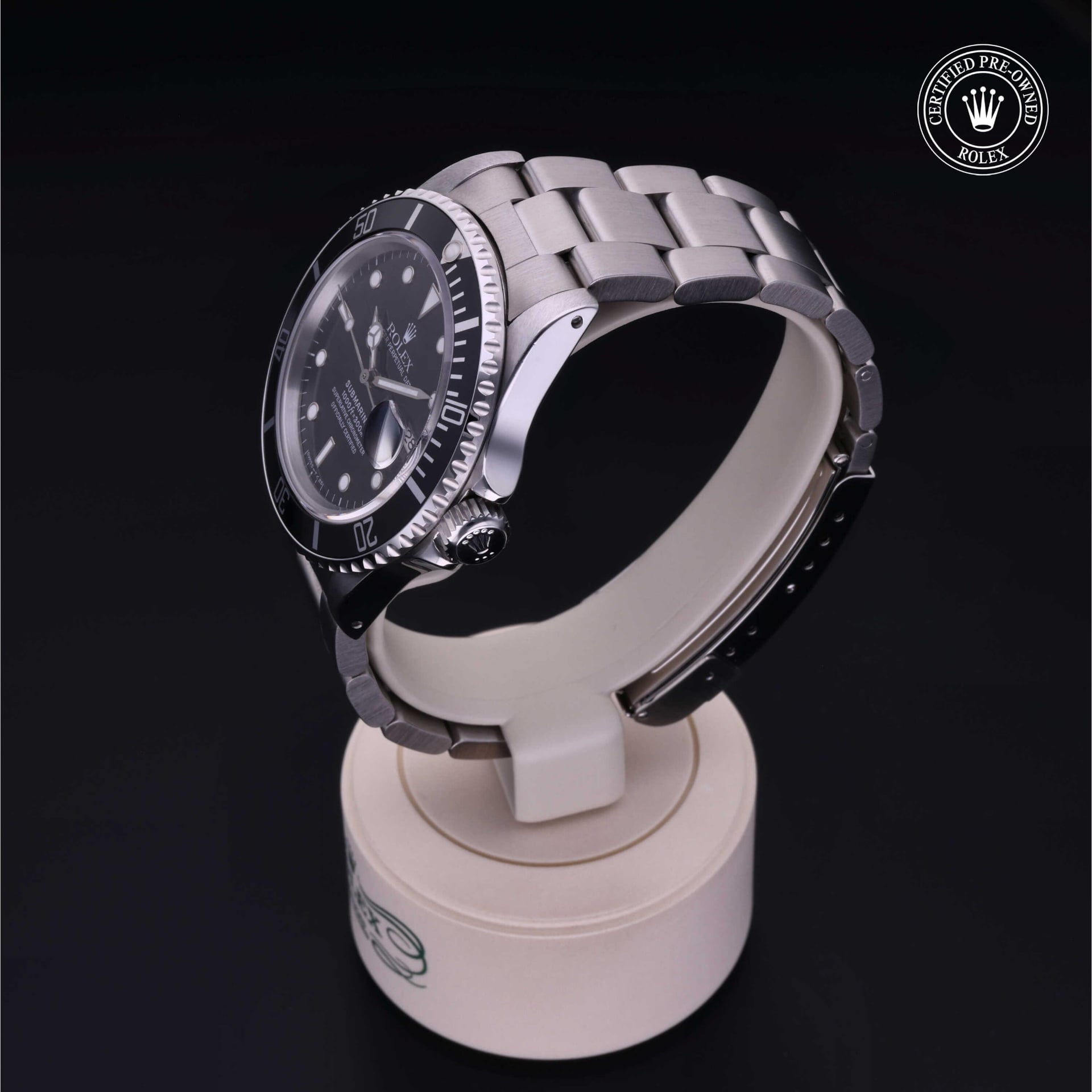 Rolex Submariner Date 40 mm 16800 10