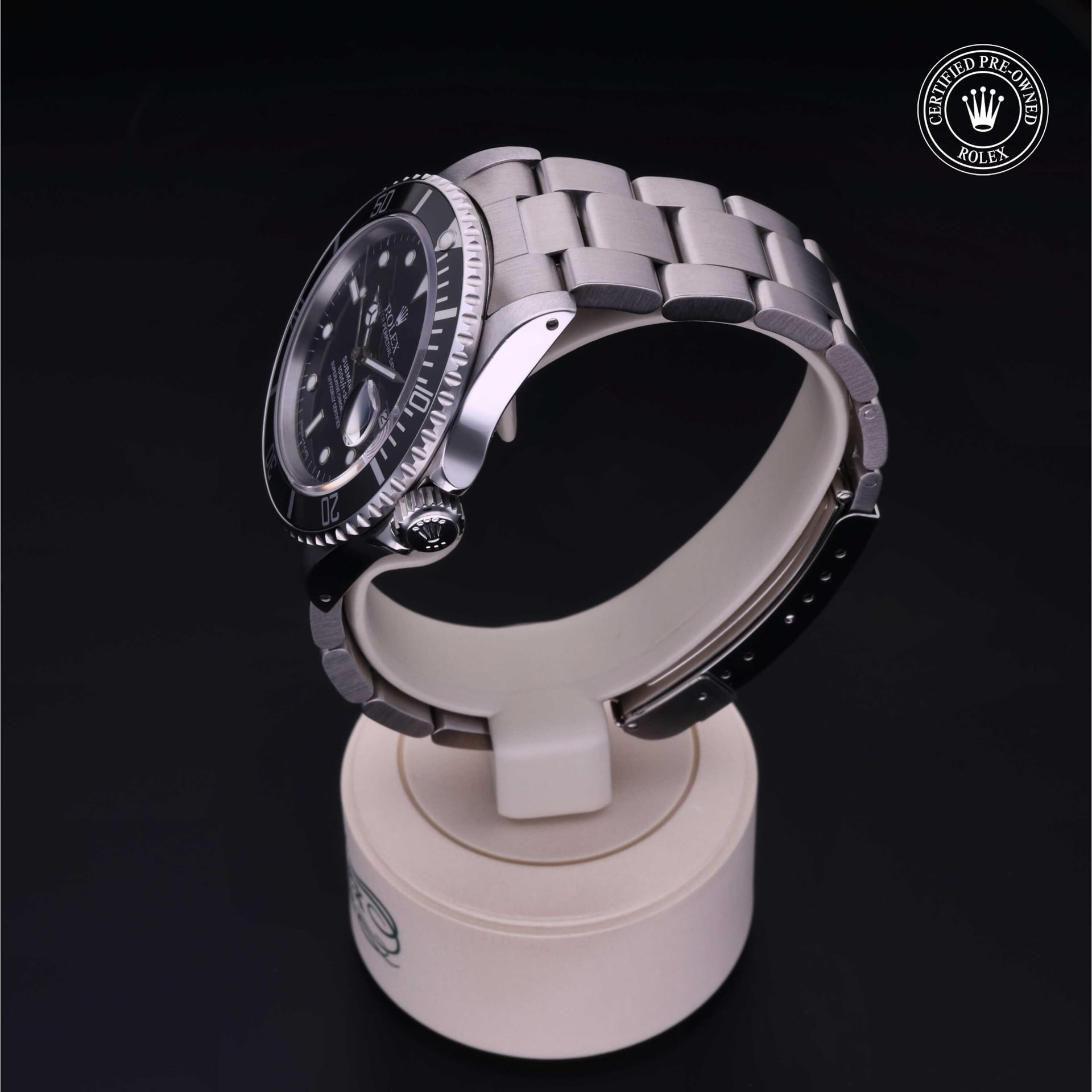 Rolex Submariner Date 40 mm 16800 11