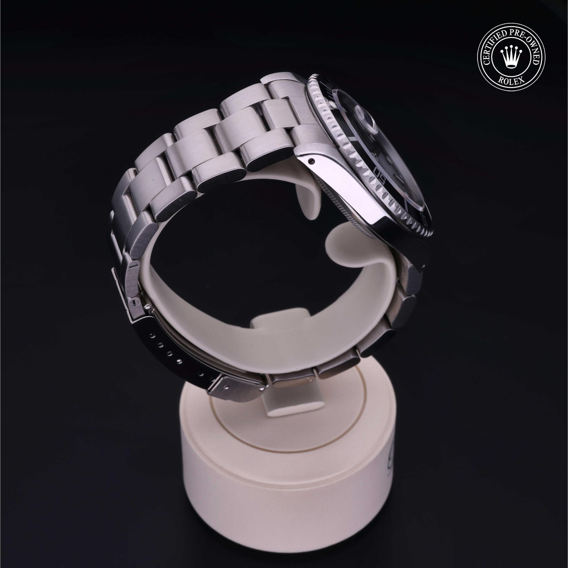 Rolex Submariner Date 40 mm 16800 30