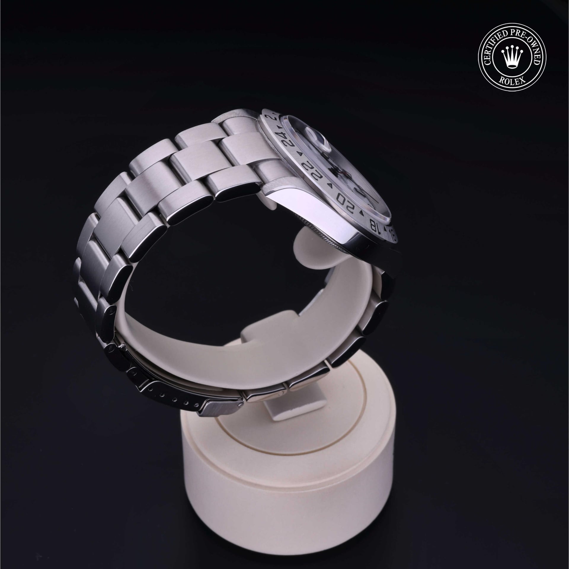 Rolex Explorer II  40 mm 16570 28