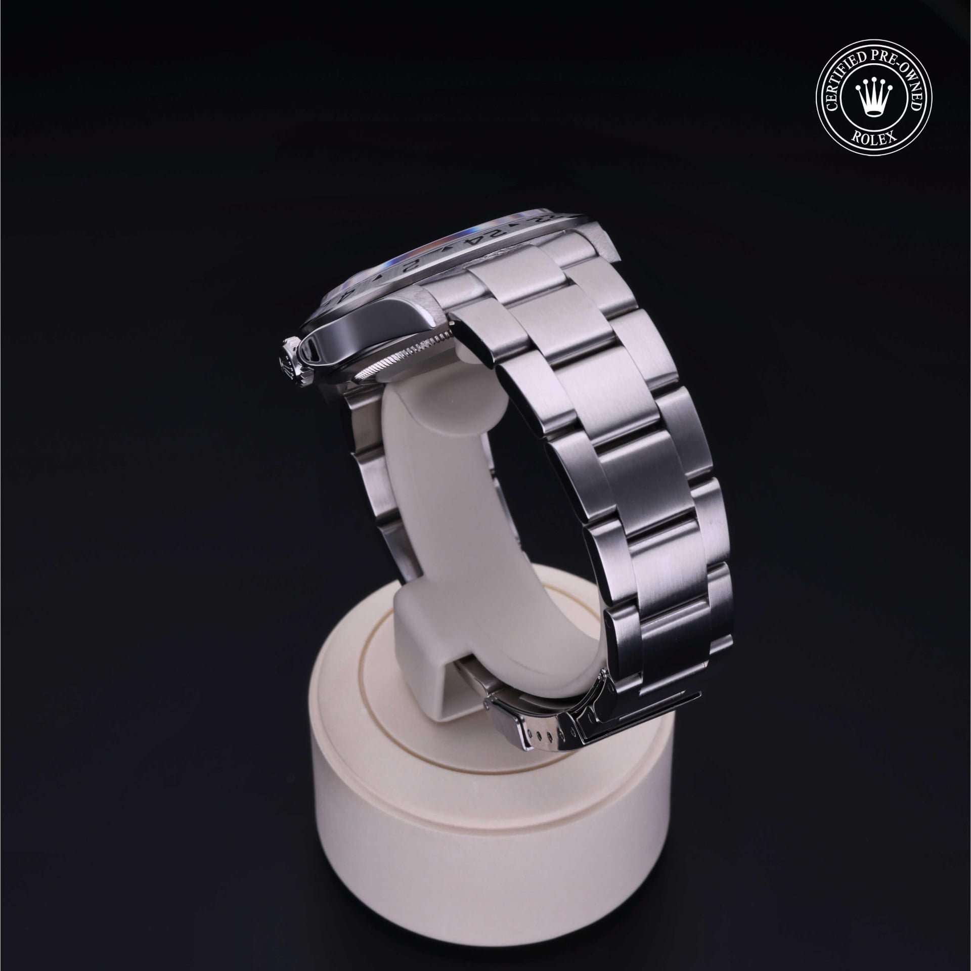 Rolex Explorer II  40 mm 16570 19