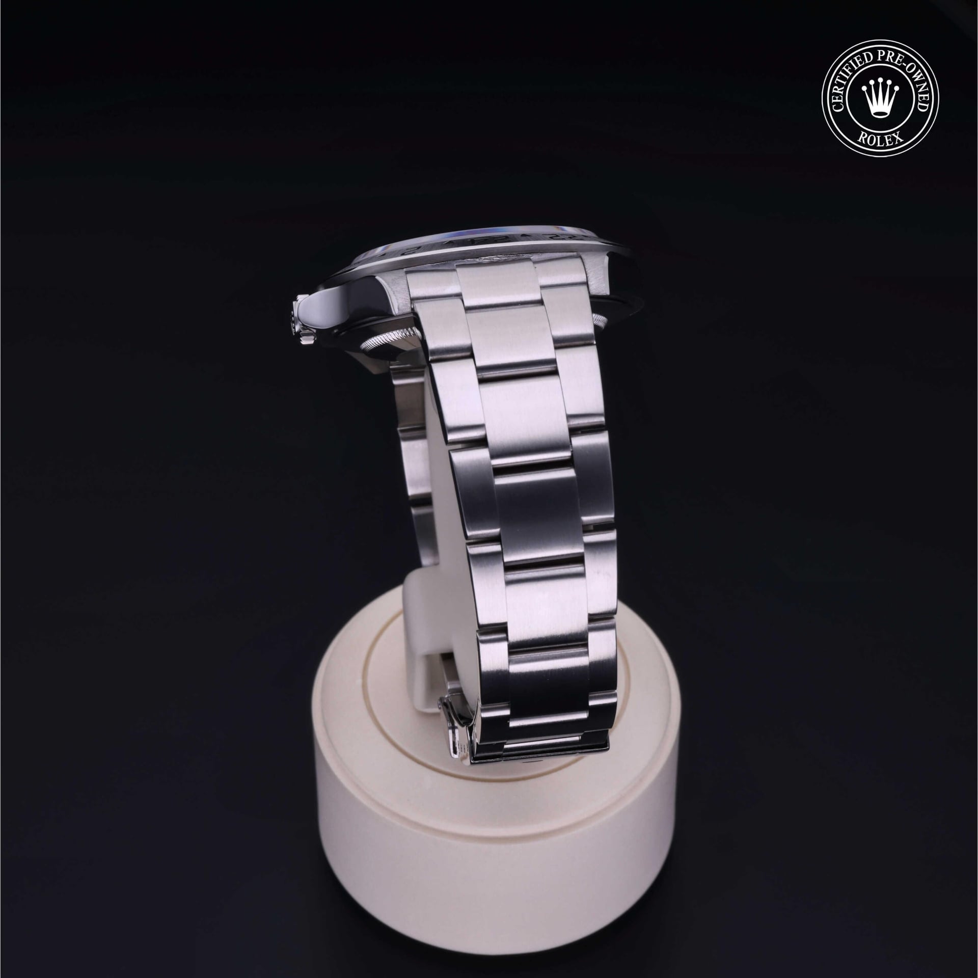 Rolex Explorer II  40 mm 16570 21