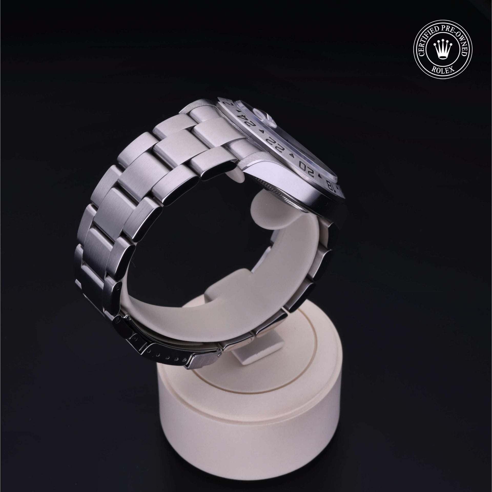 Rolex Explorer II  40 mm 16570 27