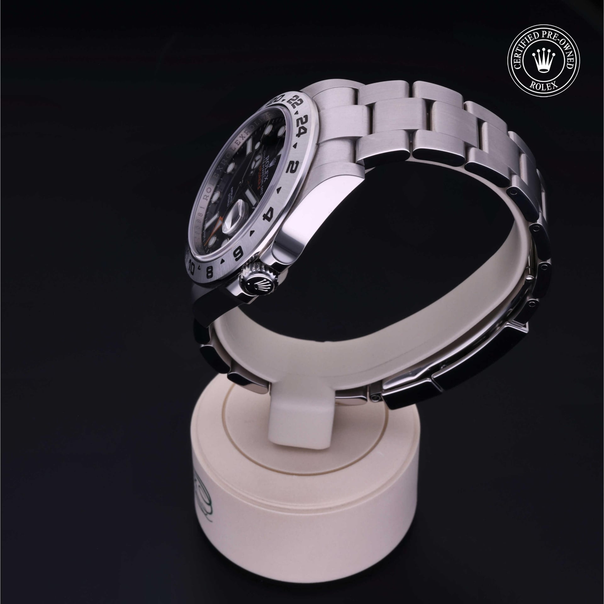 Rolex Explorer II 42 mm 216570 10
