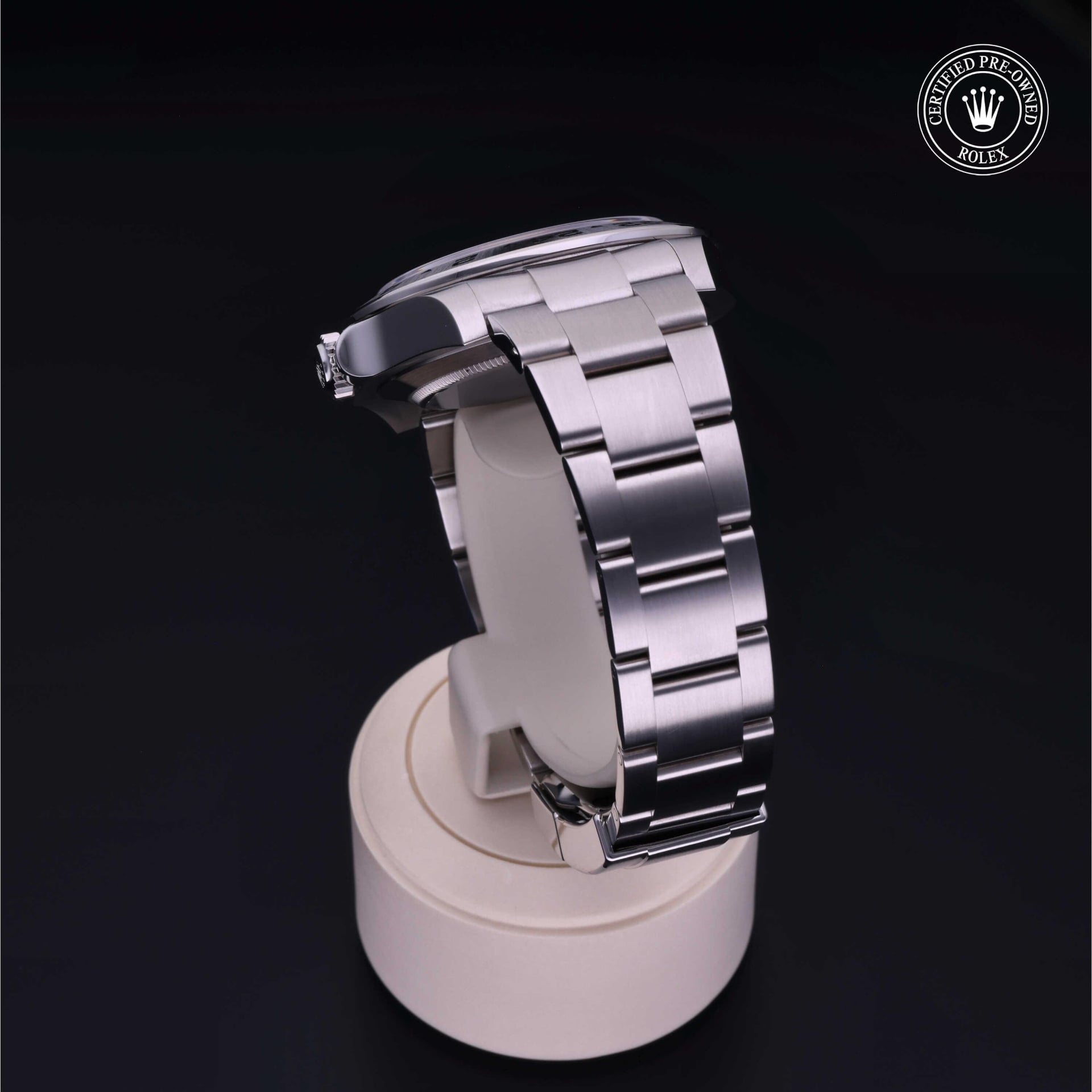 Rolex Explorer II 42 mm 216570 17