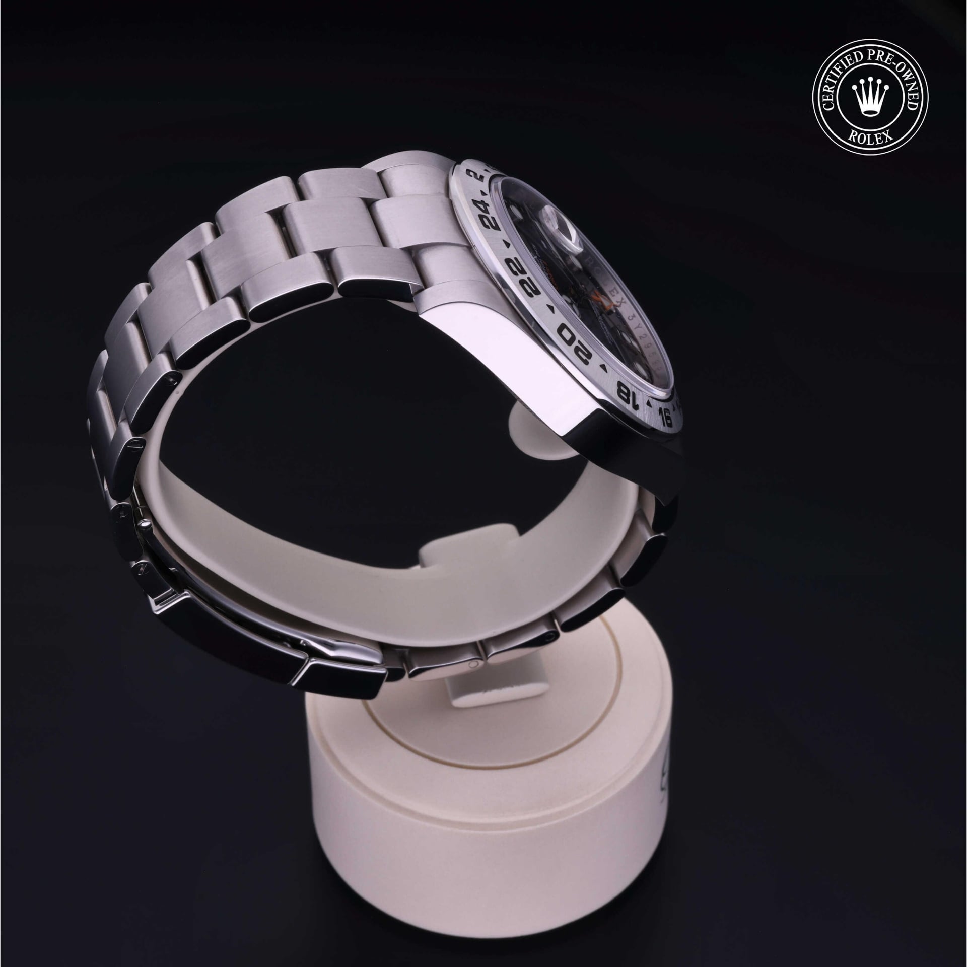 Rolex Explorer II 42 mm 216570 26