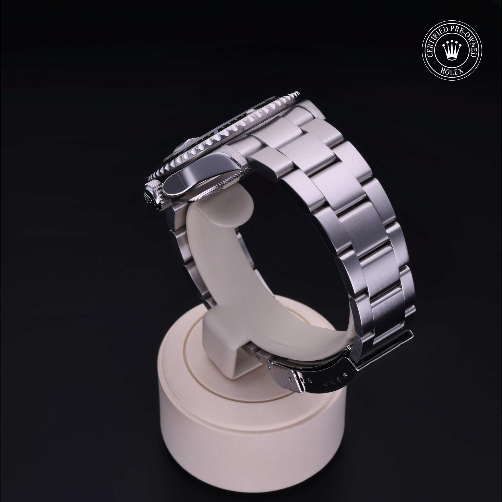 Rolex Submariner Date 40 mm 16610LV 15