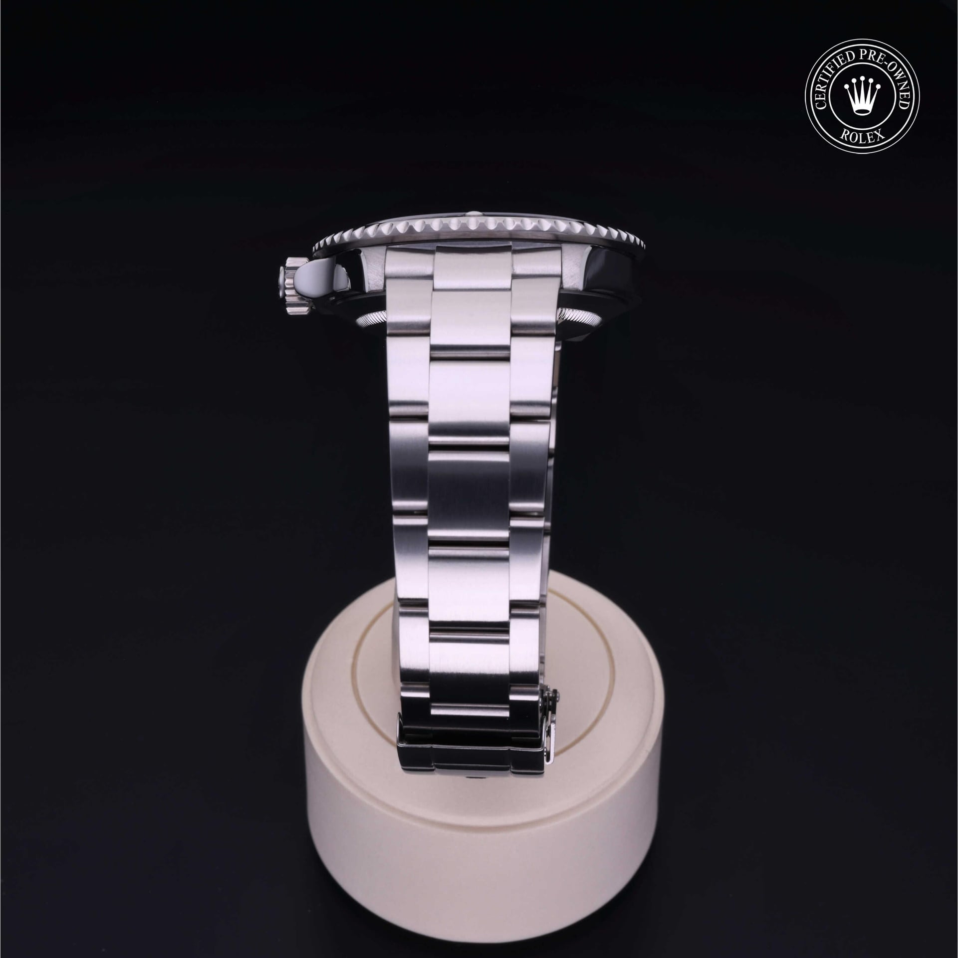 Rolex Submariner Date 40 mm 16610LV 19