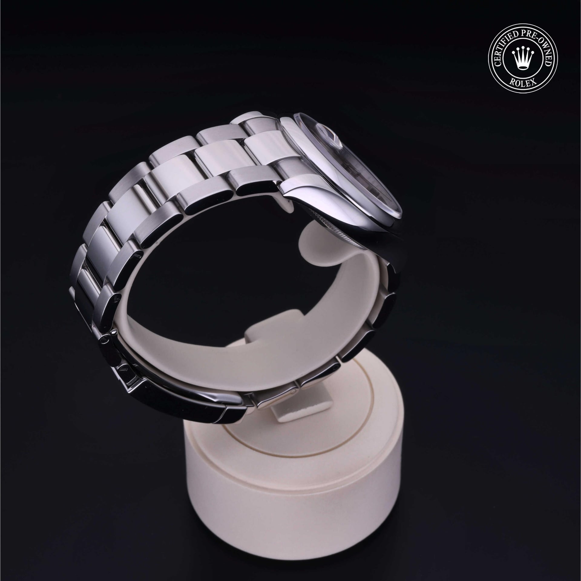 Rolex Oyster Perpetual Date 34 mm 115200 28